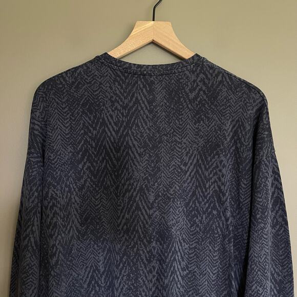 ATHLETA STUDIO TO‎ STREET PRINT SWEATSHIRT Navy Medusa Size Small Blue Black - Picture 12 of 16